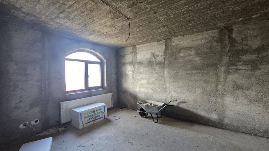 Casă pe platou, liniște și natură – Boțești, Argeș - Poză 5