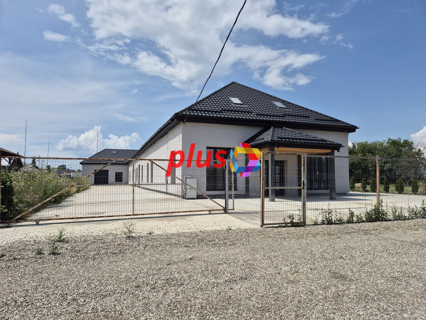 Spatiu industrial- 1240 mp  # plus-imo.ro - Poză 1