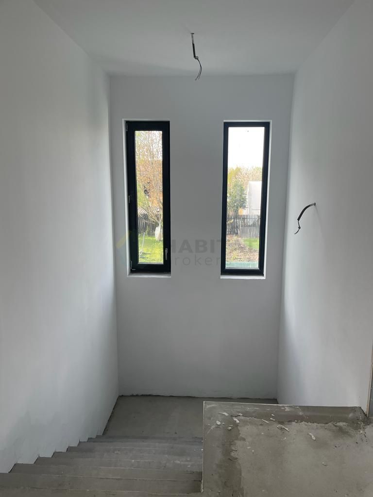 Vilă spațioasă Tunari | Curte mare | Complex închis - Poză 21