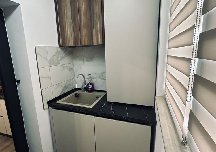 Apartament 3 camere, renovat / mobilat, Poarta 6, Faleza Sud - Poză 4