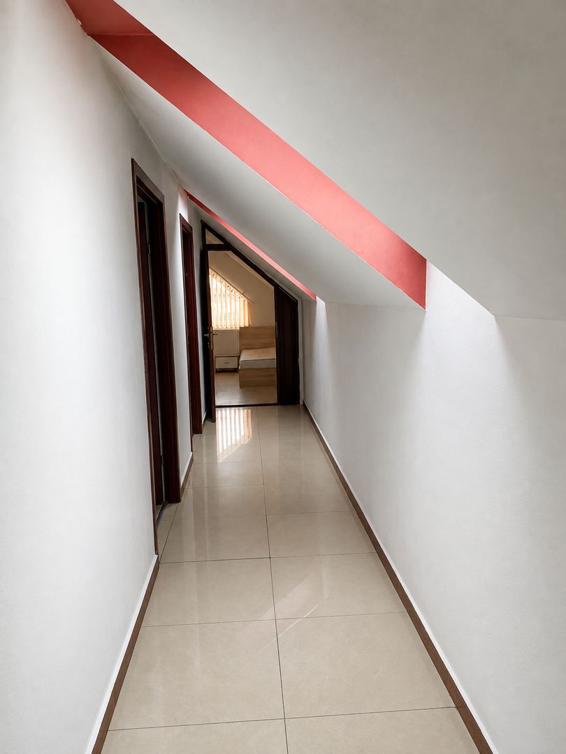 Fosta pensiune, cazare muncitori, pretabil pentru clinica, birouri - Poză 5