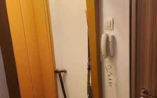 Vanzare Apartament 3 camere, 64 mp, centrală proprie, boxă 17 mp, lângă metrou - Poză 4