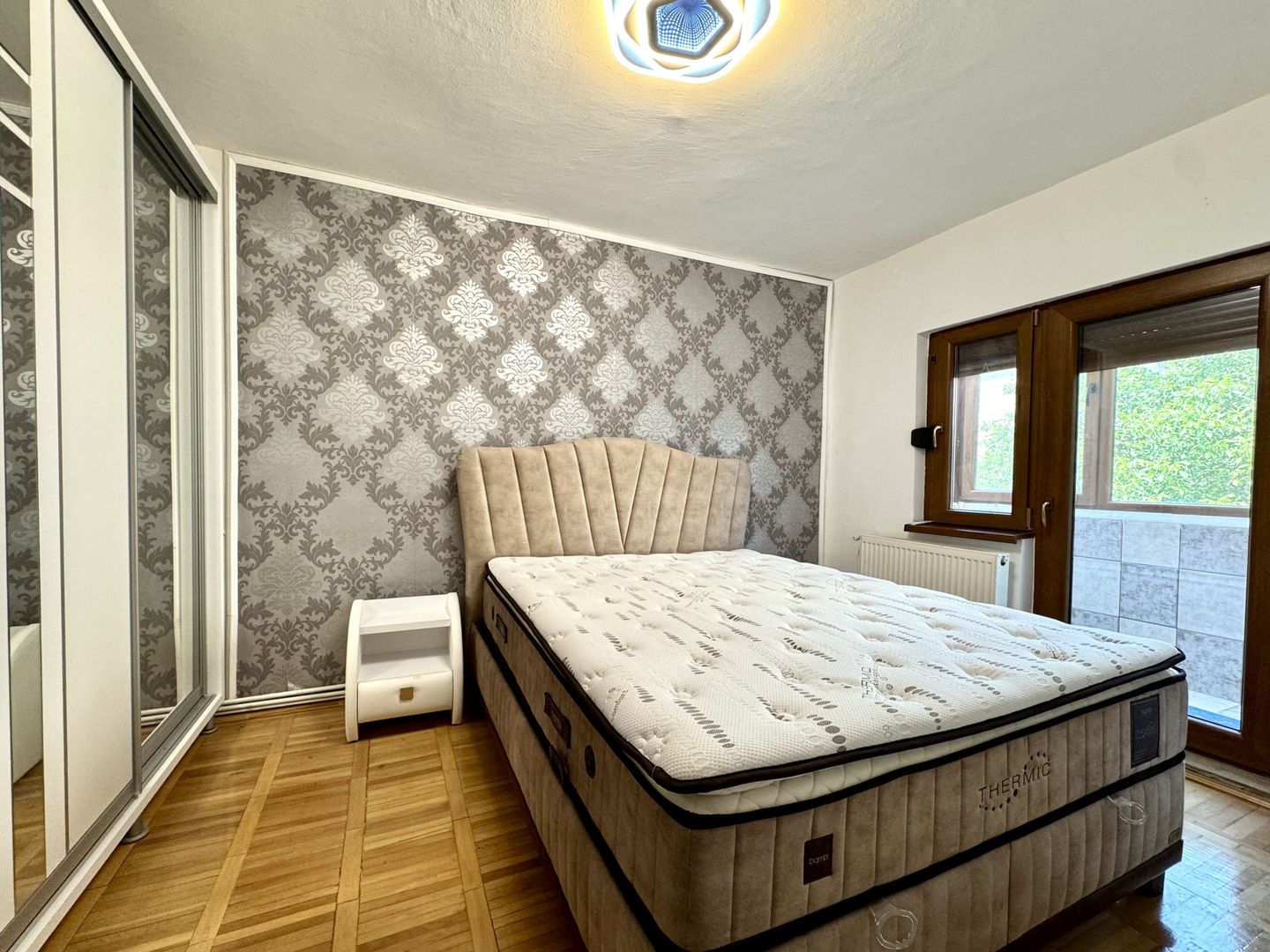 Apartament 3 camere, spațios, etaj 1 – Zona Lipovei / Iulius Mall - Poză 7