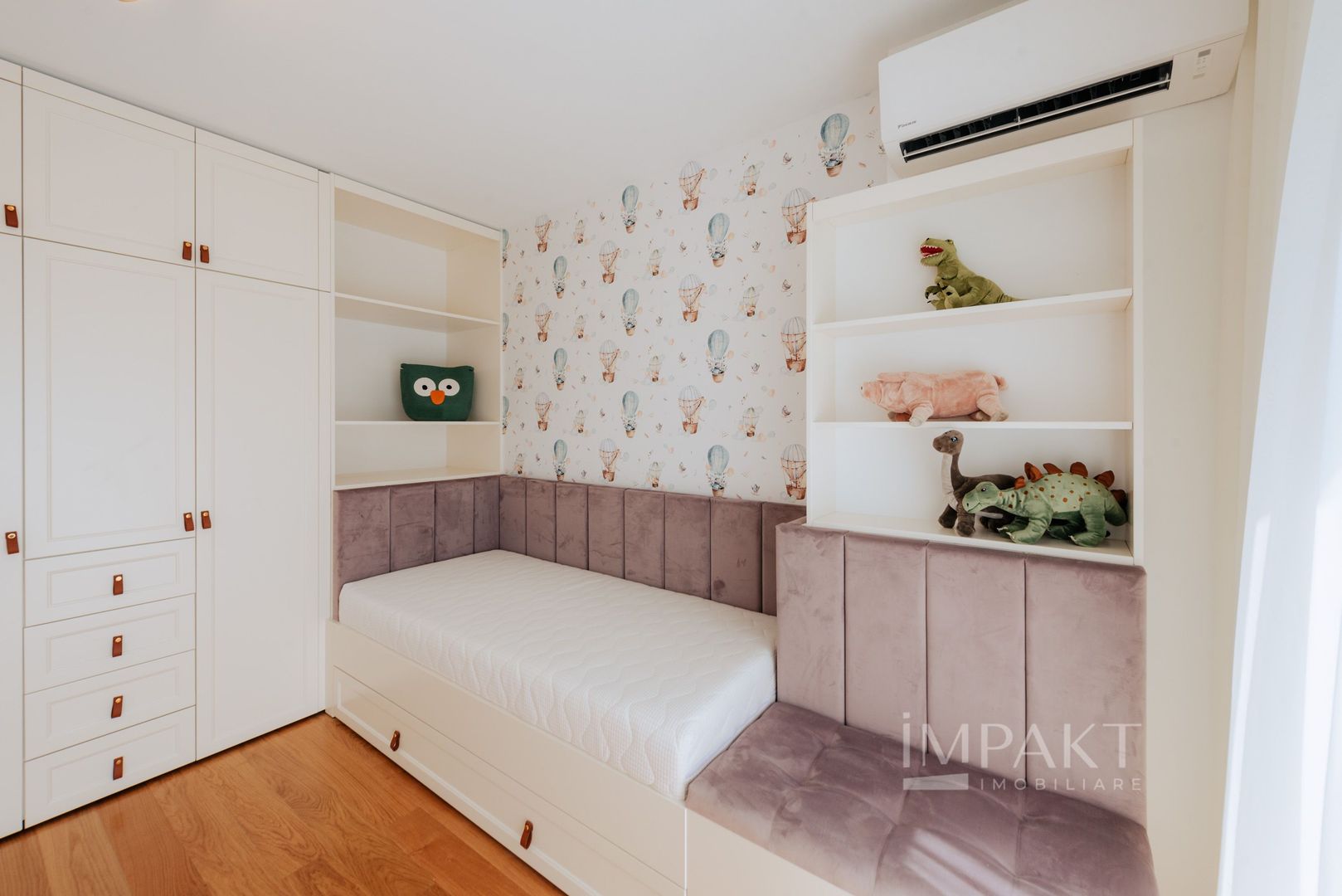 Apartament deosebit cu 4 camere la 5 minute de UMF - Poză 24