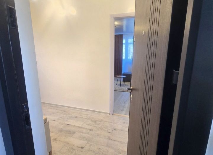 Apartament 2 camere de vanzare Drumul Taberei - Poză 2