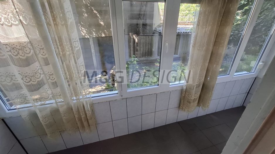 Gh Lazar- Favorit, 3 camere, parter cu centrala proprie - Poză 10