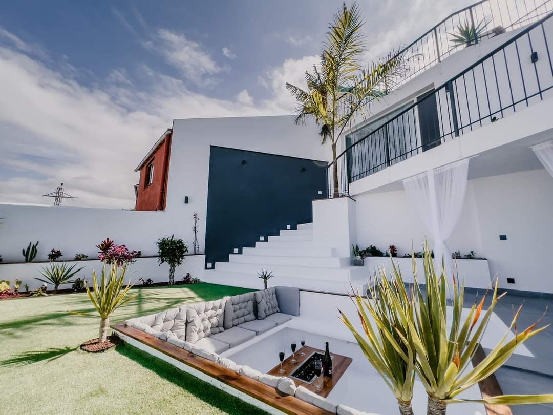Vilă pe 3 nivele terasată în Tenerife Oceanul Atlantic - Poză 1