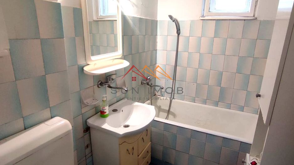 Apartament 3 camere - parter, Piața centrală - Câmpina - 69500 EURO - Poză 11