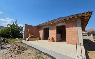Casa Individuala, 4 Camere, 2 Bai, 730mp, Zona Centrala - Poză 2