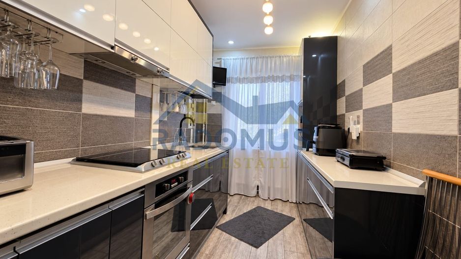 Apartament Dublu - 5 camere - 100 mp Utili - 2 boxe - Mihai Bravu - Poză 10