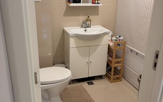 Apartament cu 2 camere și loc de parcare, Rediu - Poză 2