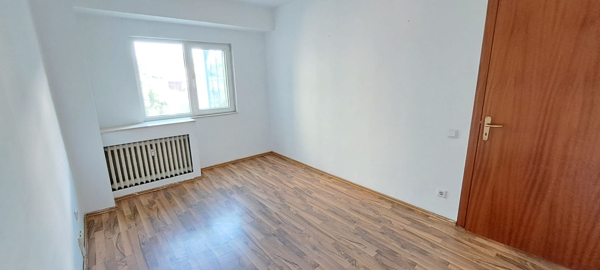 Ultracentral - Piata Victoriei, metrou, 3 camere pretabil birou, 80mp - Poză 7