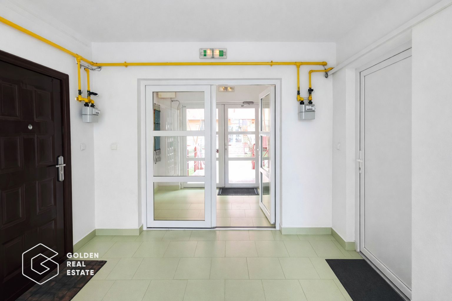 Apartament o camera 46 mp + balcon și boxă, bloc 2009, Girocului, zona linistita - Poză 11