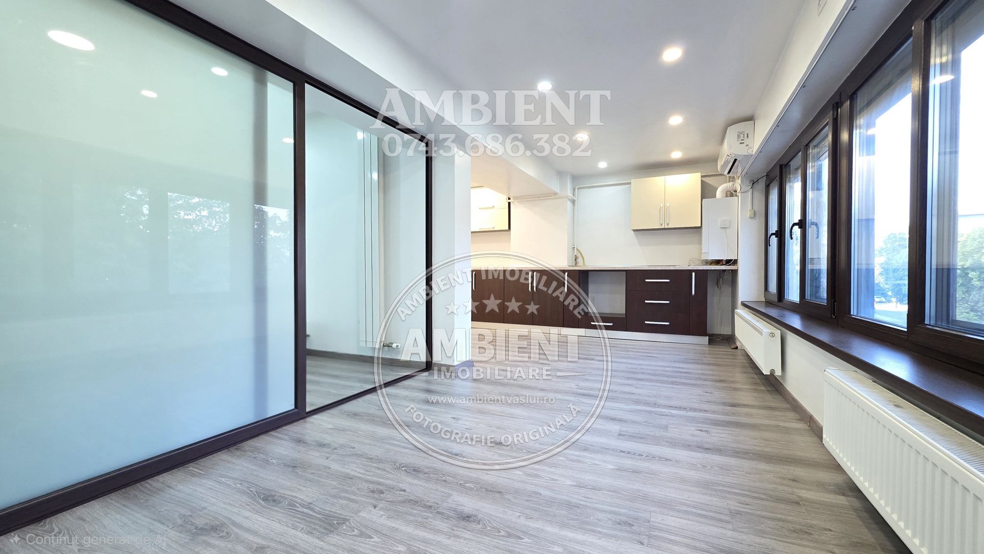 APARTAMENT DEOSEBIT – 1 CAMERĂ, ULTRACENTRAL – BLOC COREVAS VASLUI; - Poză 3