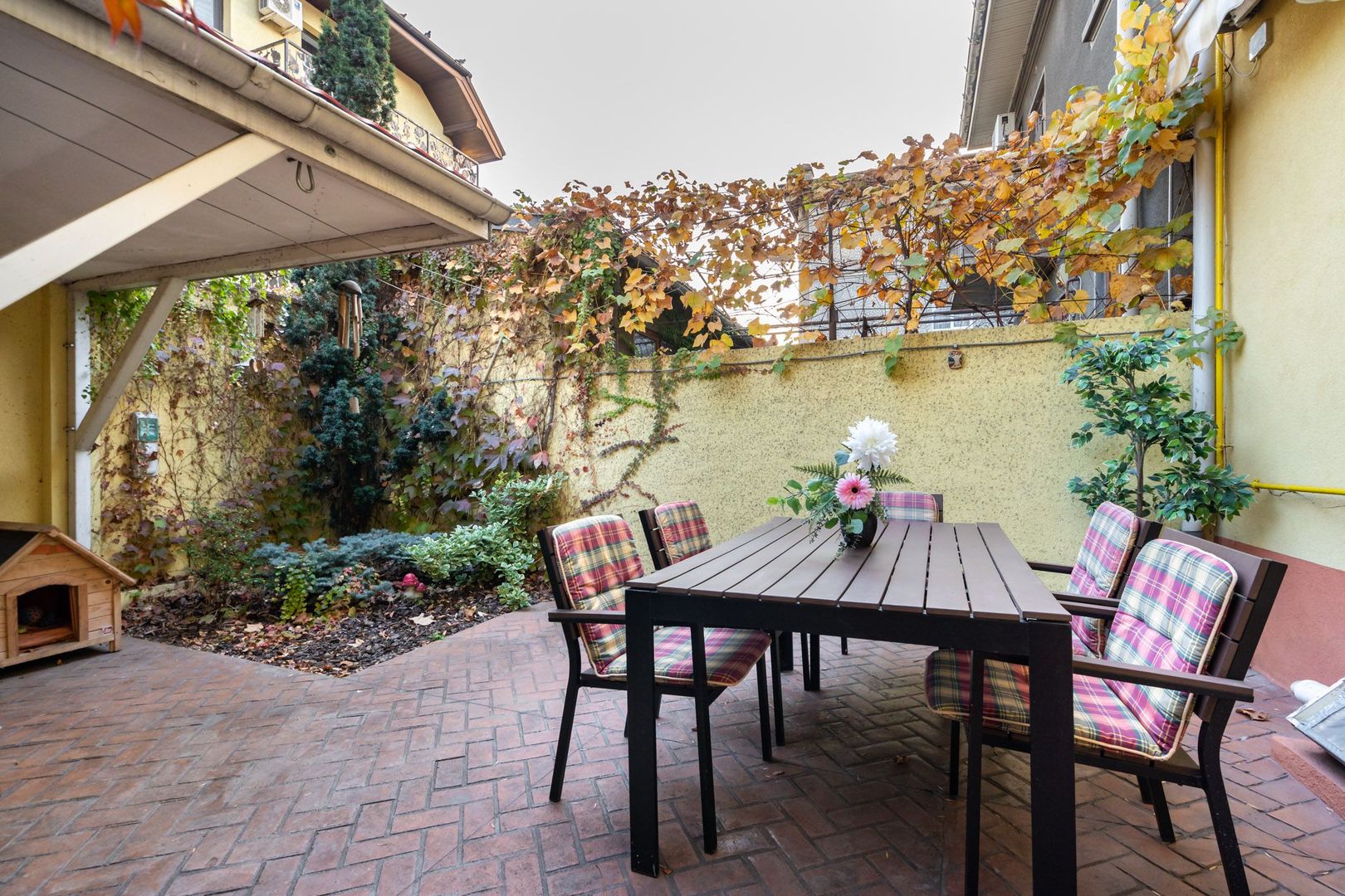 COMISION 0% - Casa complet renovata, singur curte,  zona Alba-Iulia - Muncii - Poză 24