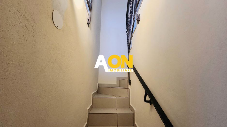 De vanzare casa 6 camere 8142 mp teren in Oarda de Sus - Poză 6