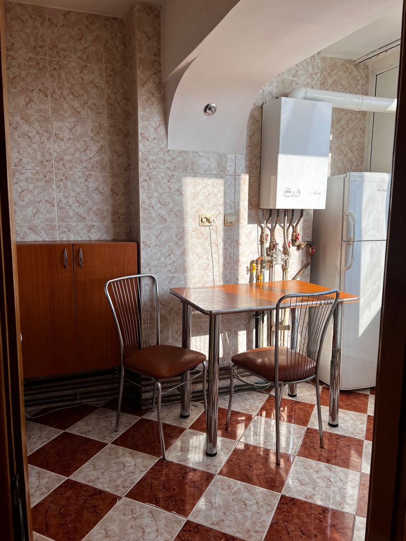 Soarelui | 1 Camera | Lift | Centrala proprie - Poză 7