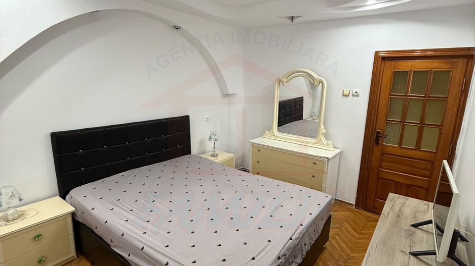 APARTAMENT 3 CAMERE, I.C. FRIMU, 500 €/LUNĂ - Poză 4