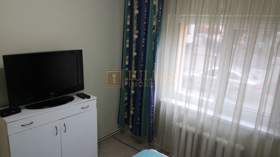 3 camere decomandat terasa generoasa cu vedere spre curte , locatie linistita - Poză 13