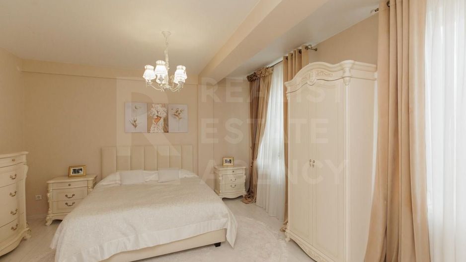 Chirie, casă, 4 camere, strada Melestiu, Centru - Poză 14