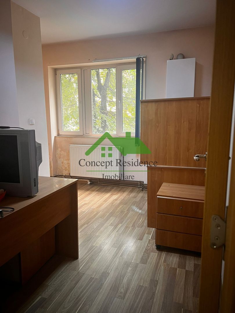 Apartament 2 camere etaj 1, ultracentral – P-ta Revolutiei - Poză 3