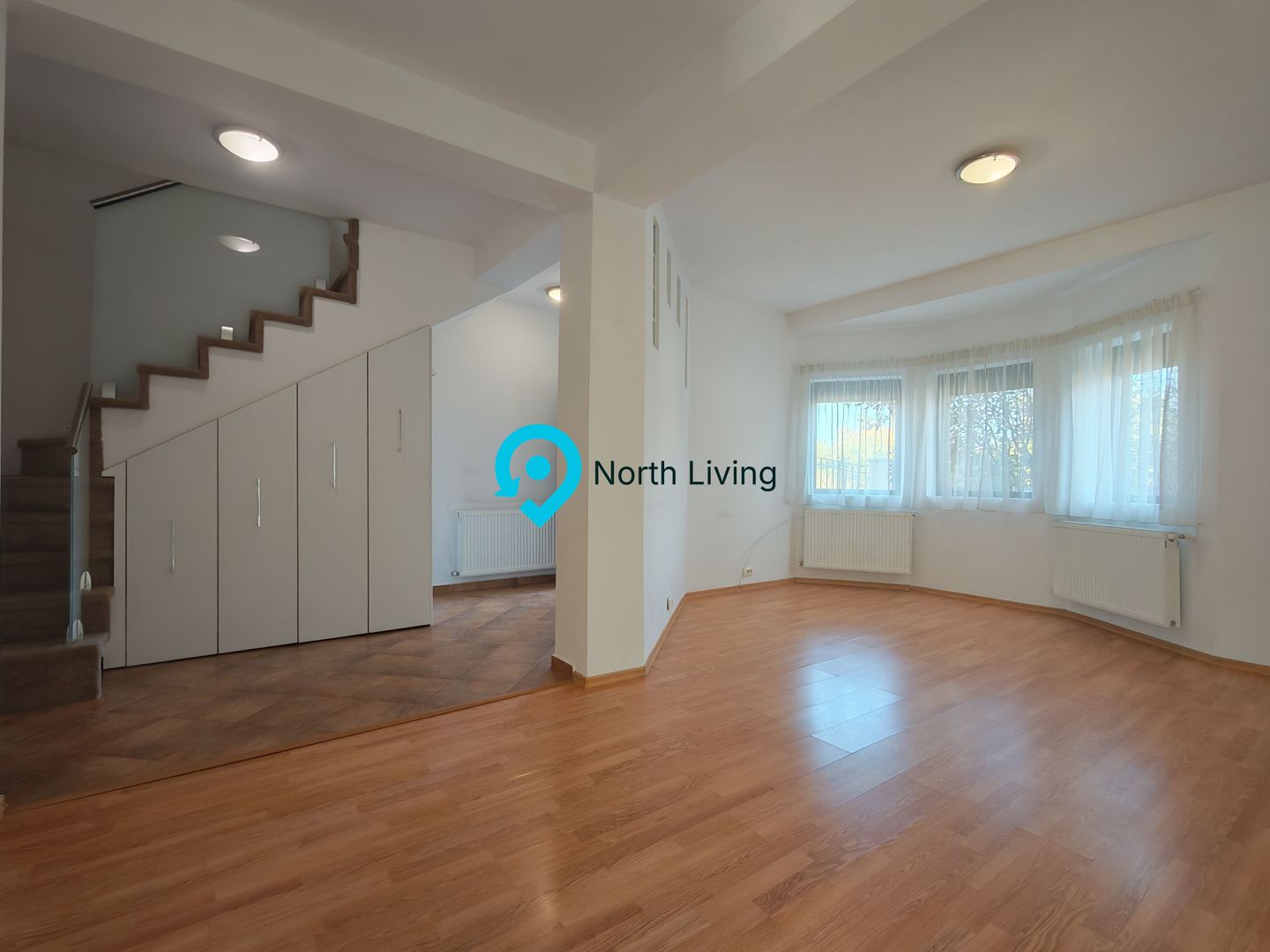 Vila 4 camere | Garaj | Curte 400 mp | zona Corbeanca - Tamas | - Poză 7