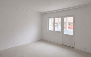 Apartament cu 4 camere | Parter | Decebal | Oradea - Poză 2