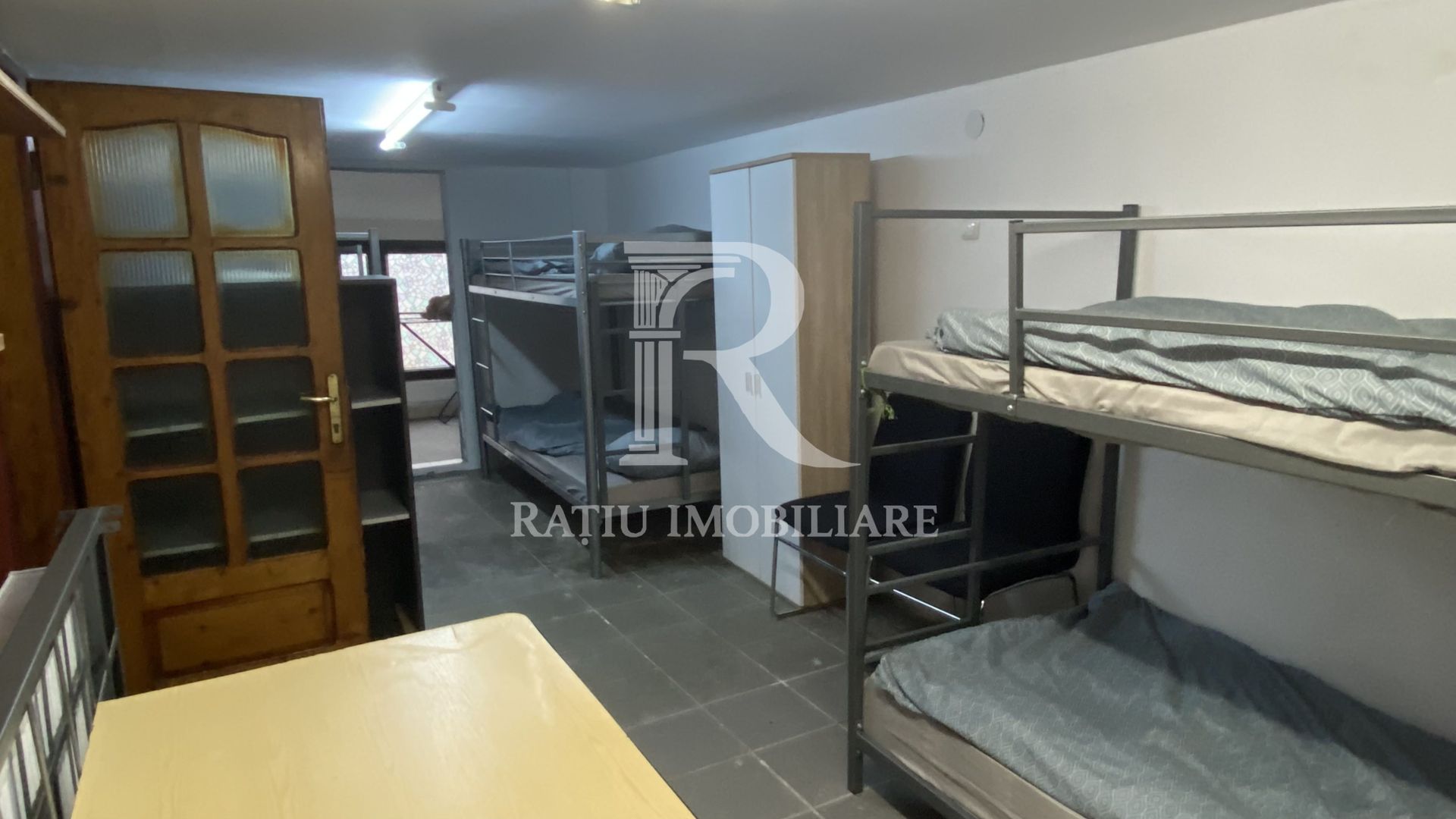 Cazare personal companii – 6 camere, utilități contorizate separat, centrală gaz, Oradea - Poză 15