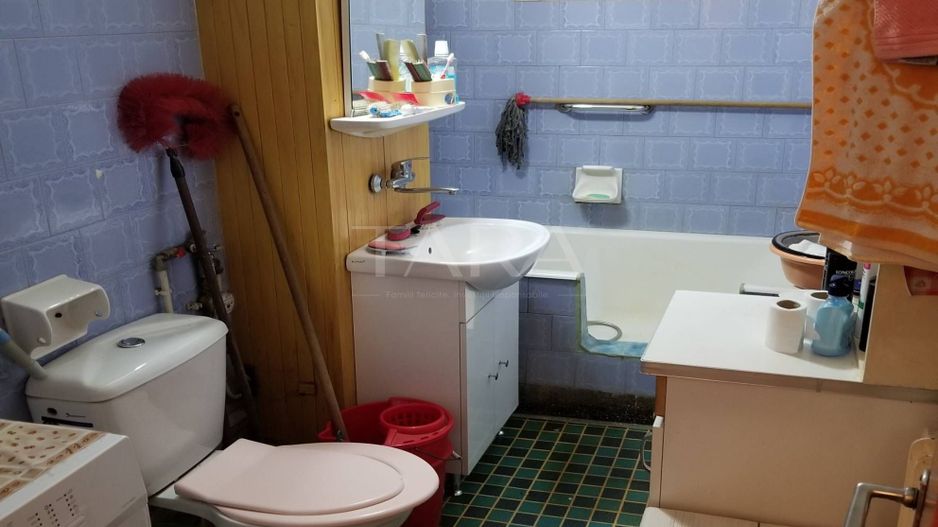 4 camere decomandate în Mănăștur – potențial excelent. - Poză 8