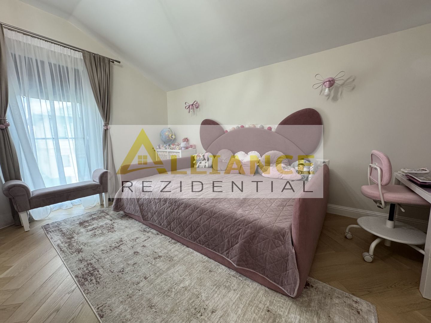 Vila P+M | Mobilata si Utilata COMPLET - 370 mp Teren - Poză 18