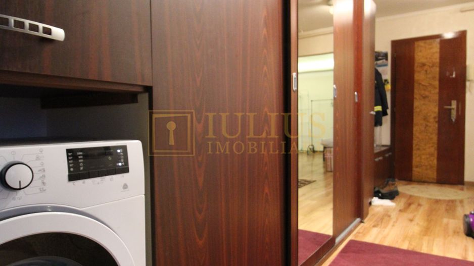 Zona Lipovei, 3 camere, centrala proprie. - Poză 11