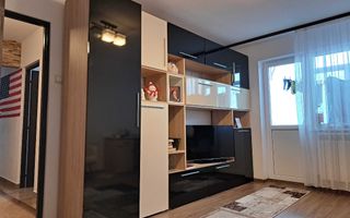 Apartament 3 camere Casa de cultura - Poză 1