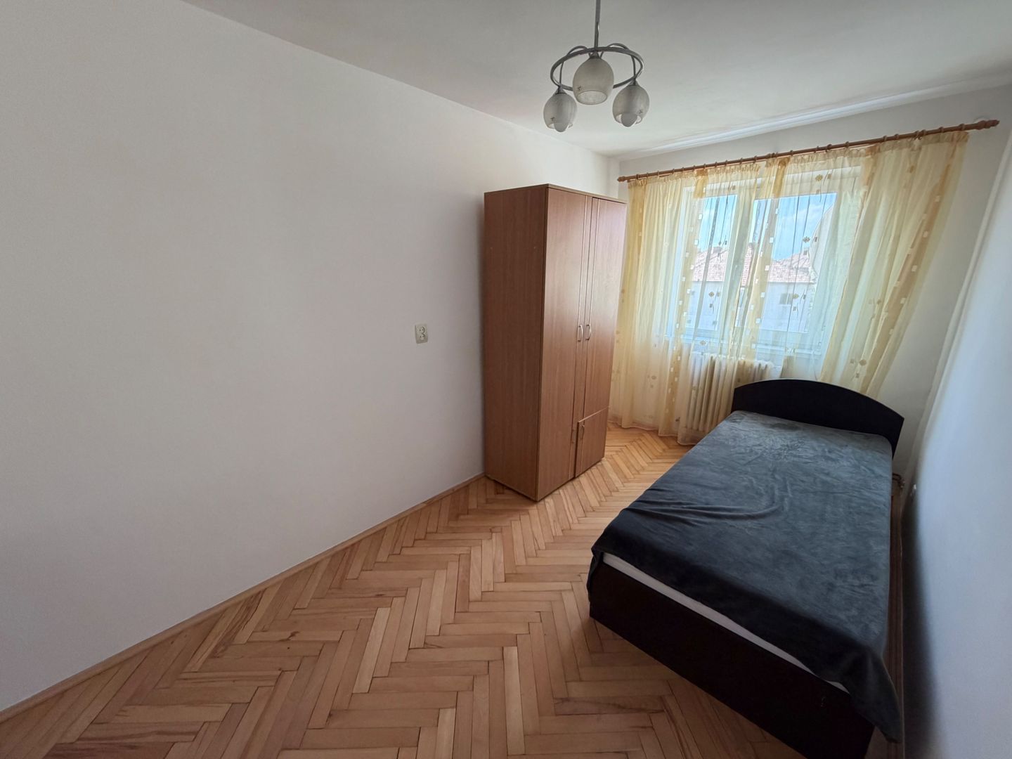 Apartament 3 camere de inchiriat, etaj 5 - zona Cetate - Poză 6