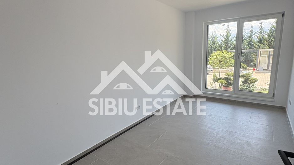 Apartament 3 camere de vanzare - structura tip vila, zona verde - Poză 3