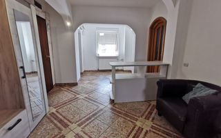 De închiriat apartament cu 4 camere, Bd. Decebal - Poză 9