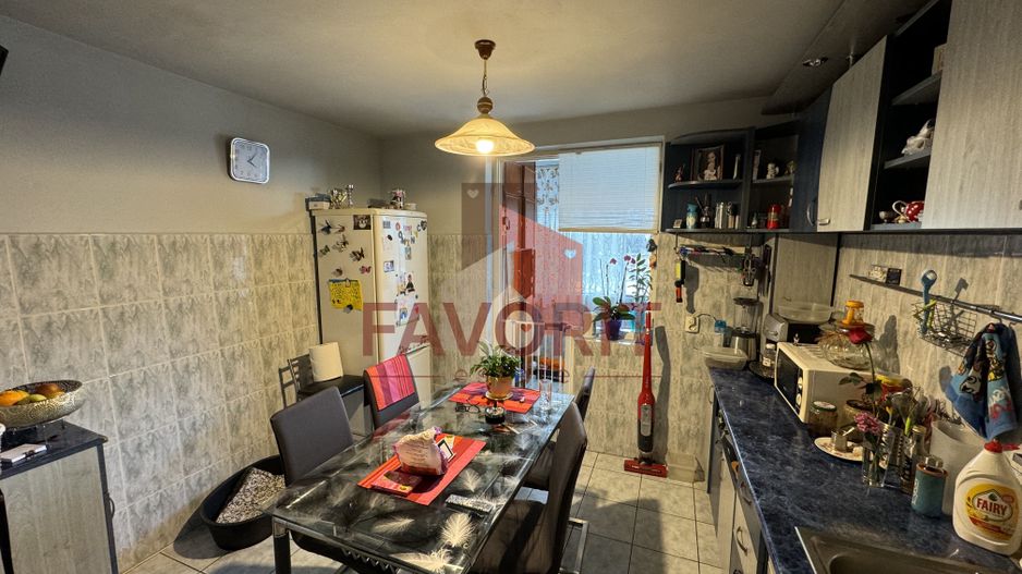 Etaj intermediar. Pozitie excelenta. Boxa in CF - Poză 6