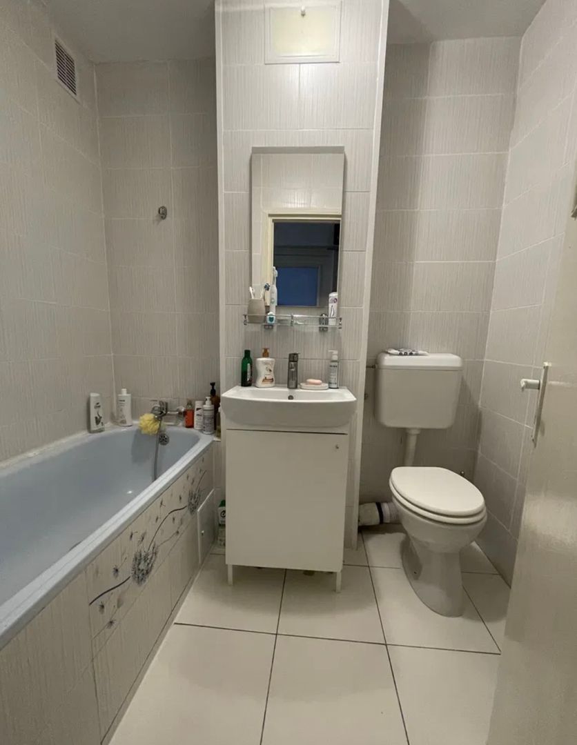 Garsoniera in bloc mixt, an 1980 zona Lujerului, Militari - Poză 10