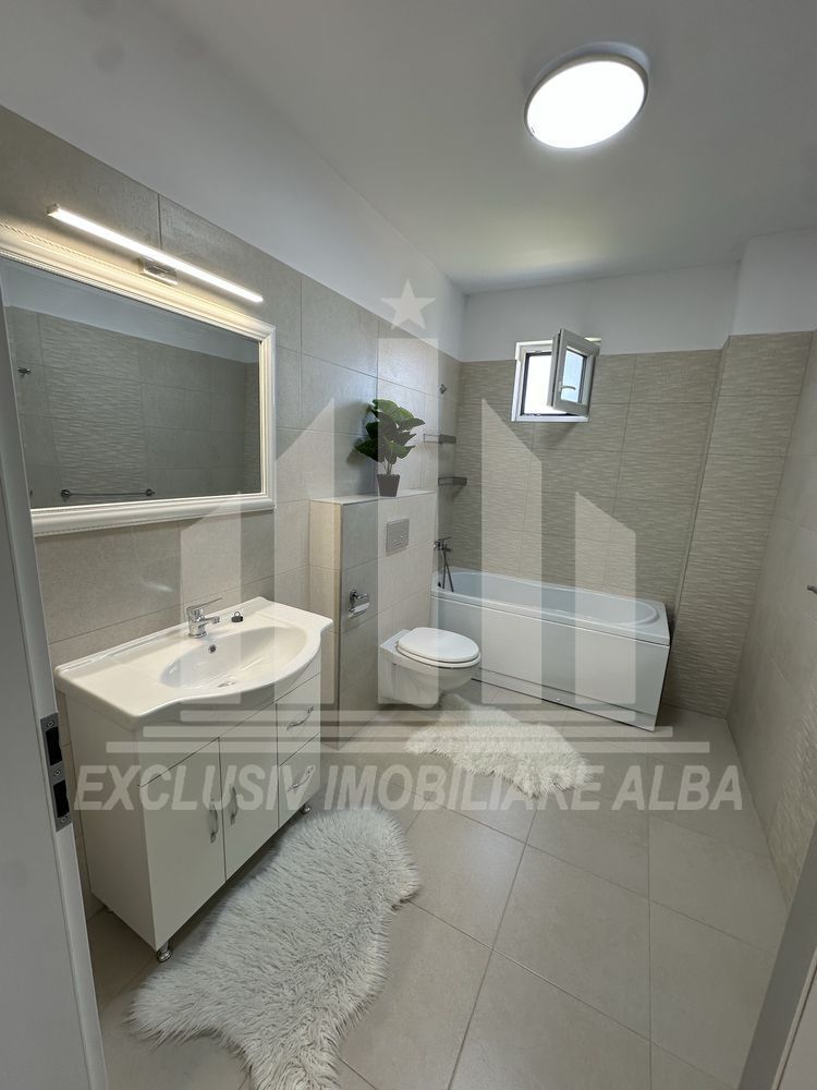 Apartament 3 camere, bloc nou, zona Centru, ultrafinisat - Poză 7