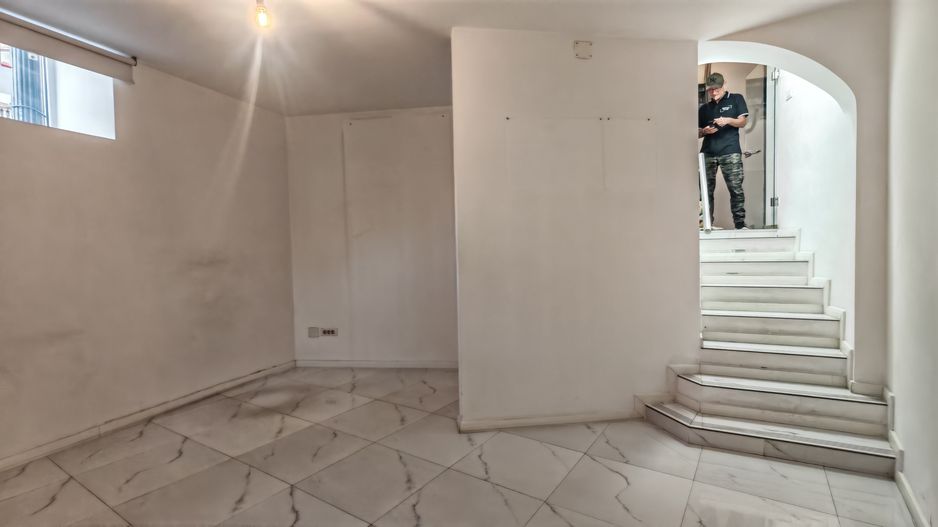 Spațiu comercial de inchiriat I Piata Romana I Vad pietonal intens - Poză 7