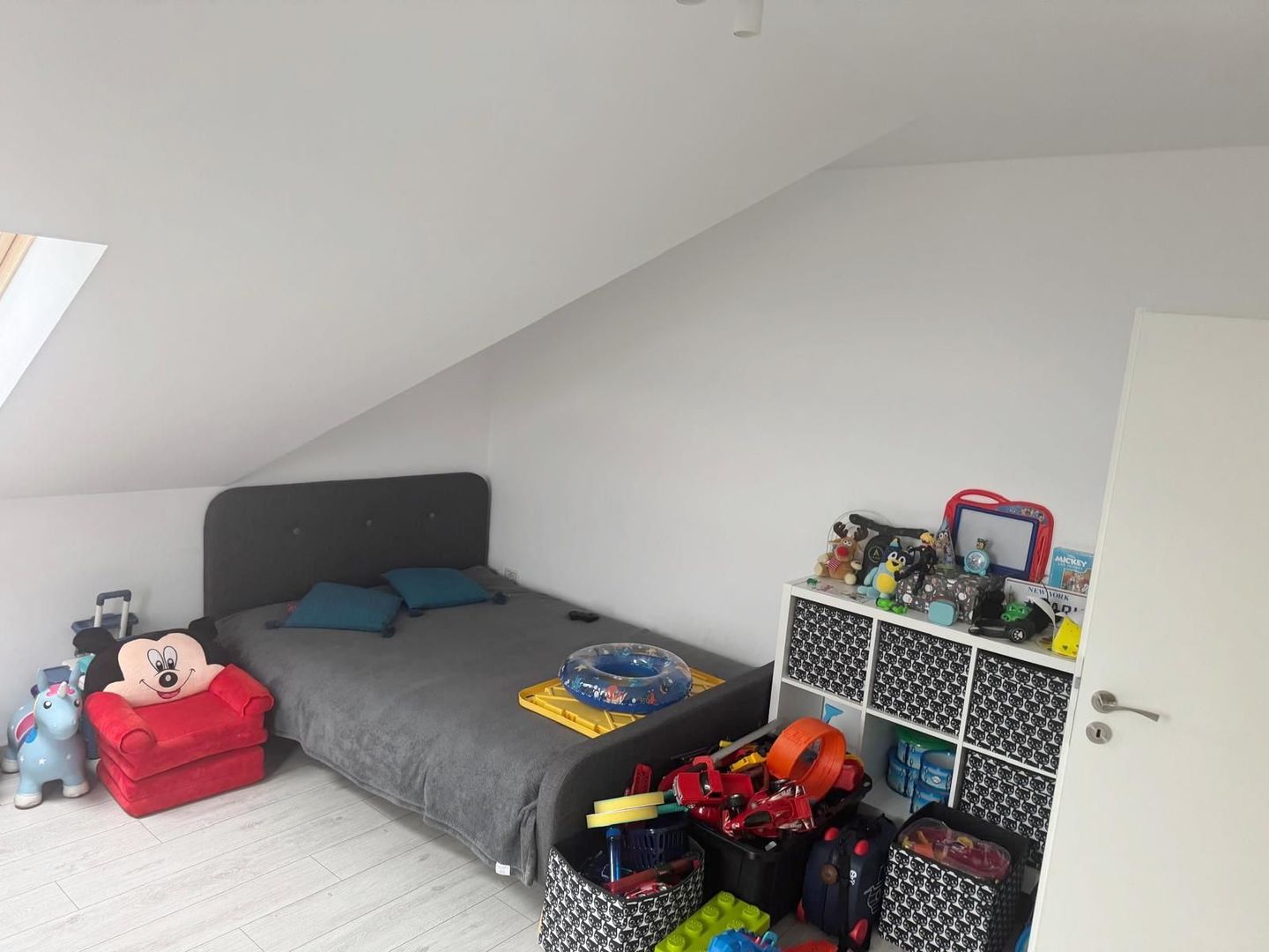 Apartament cu 3 camere in bloc nou - Poză 14