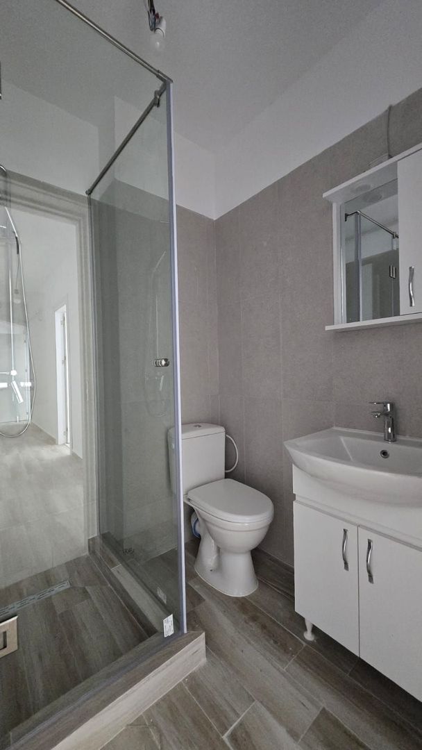 Apartament 3 camere-gata de mutare-Berceni! - Poză 13