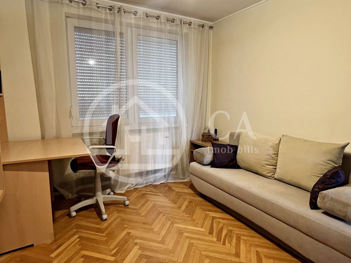 Apartament de inchiriat cu 4 camere in zona ultracentrala, Oradea - Poză 10