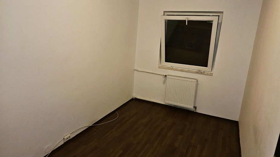 Apartament 3 camere – parter – zona 2 Cocosi, Micro 20 - Poză 3