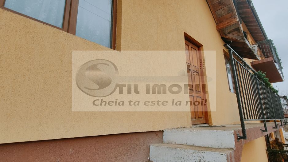 IASI VISAN BUCIUM CASA DUPLEX LA STRADA - 114,000 € - Poză 5