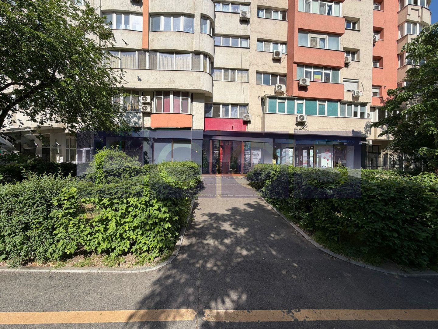 INCHIRIERE SPATIU COMERCIAL | PARTER | 255MP | VITRINA 22MP | OBOR | - Poză 9