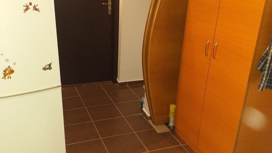 Apartament 2 camere de vanzare Gorjului - Poză 1