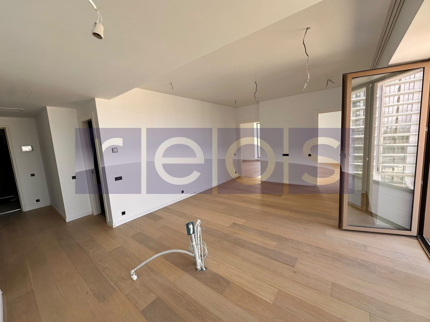 VANZARE APARTAMENT DEOSEBIT 3CAMERE 89MP | PARCARE | ONE HIGH DISTRICT - Poză 4
