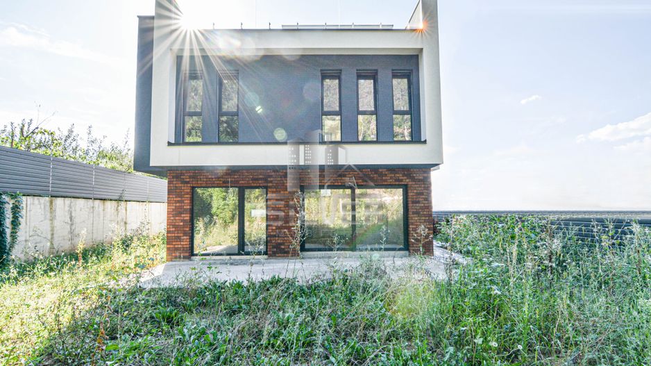 Casa Individuala cu panorama superba, in Floresti, zona exclusiva - Poză 1