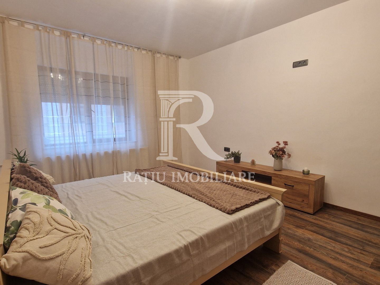 Apartament cu 2 camere | Ultracentral | Oradea - Poză 5