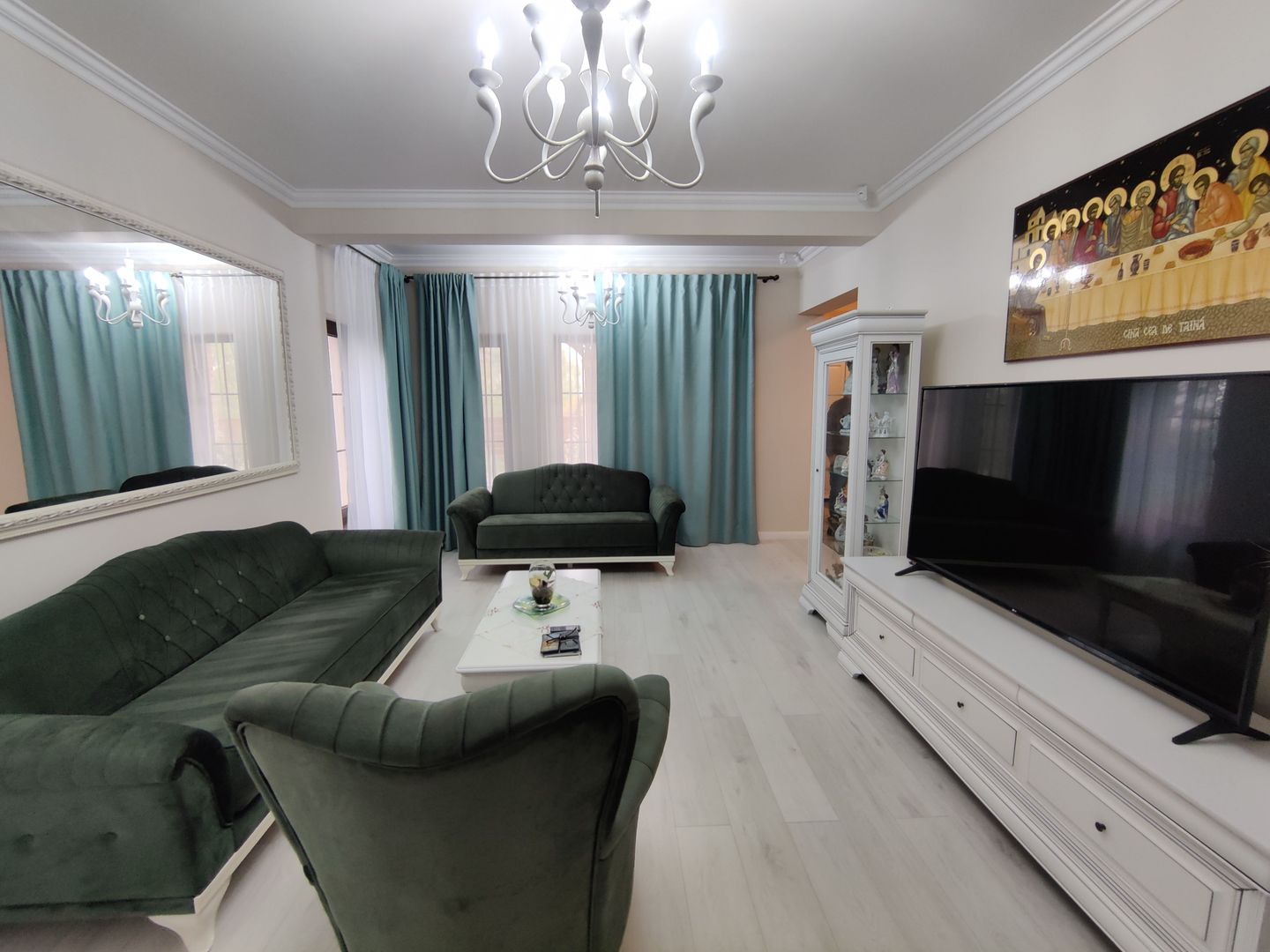 CASA  DEOSEBITA LA  SACALAZ IN SUPRAFATA DE 153 MP - Poză 6